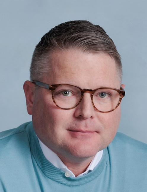 Robert Headshot